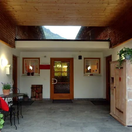 Erath Apartment *